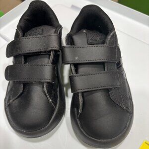 ADIDAS STARWARS SHOE SIZE 9